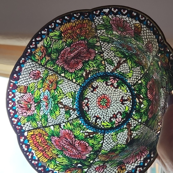 Antic Handmade Chinese Intricate  Plique-a-Jour  Bowl with Gold Accents - Picture 3 of 12